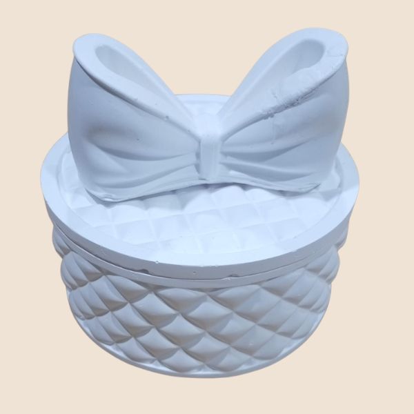 Ribbon round box
