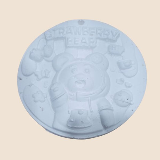 strawberry bear round