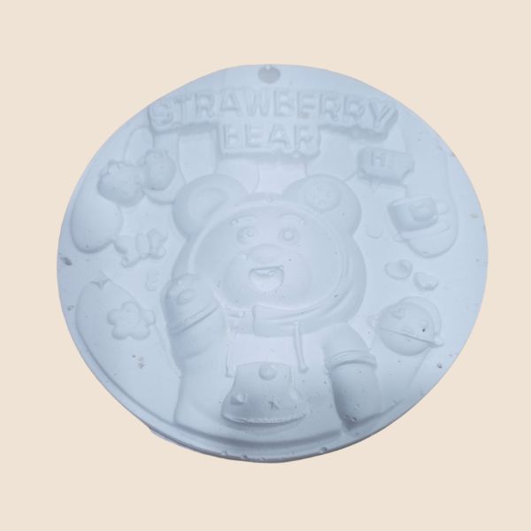 strawberry bear round